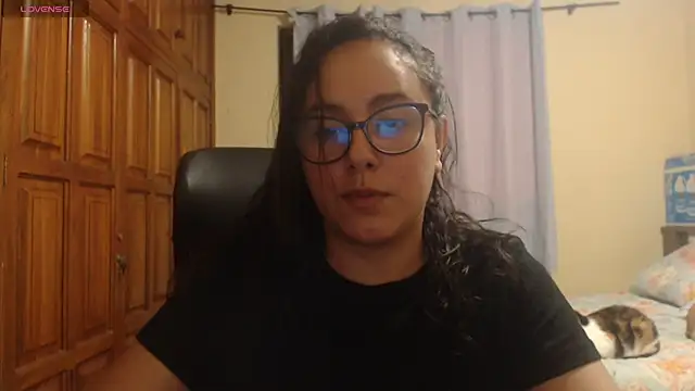 Venus cat  online show from 12.18.25