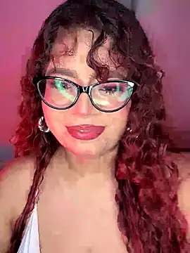 Snapshot of Solaangel_ chatting on 10.16.25 Solaangel online show from 10.16.25