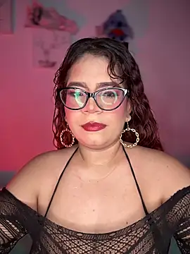 Snapshot of Solaangel_ chatting on 10.28.25 Solaangel online show from 10.28.25