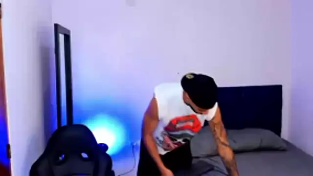 theo sky1 online show from 11.10.25