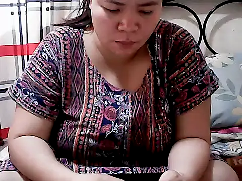 HornyPussie69 online show from 04.04.26