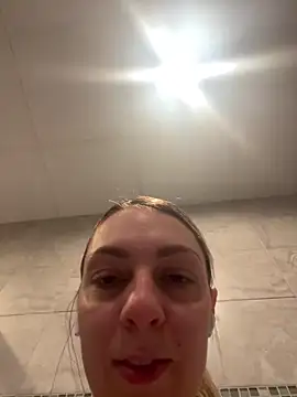 Snapshot of AmberLustXXX chatting on 12.20.25 AmberLustXXX online show from 12.20.25