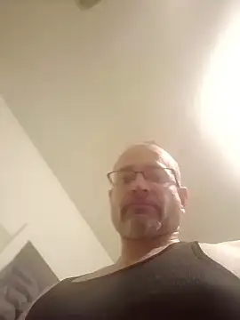 Snapshot of Curious9884 chatting on 01.15.26 Curious9884 online show from 01.15.26