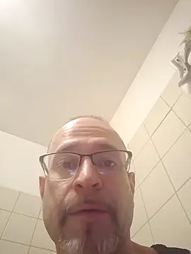 Snapshot of Curious9884 chatting on 02.24.26 Curious9884 online show from 02.24.26