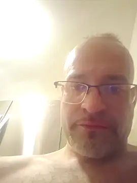 Curious9884 online show from 04.15.26