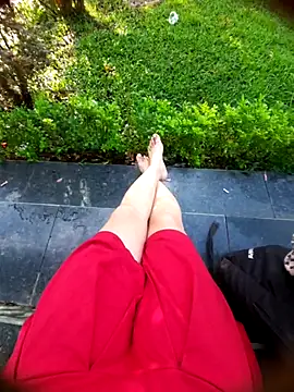 Snapshot of Zun_121 chatting on 10.02.25 Zun 121 online show from 10.02.25