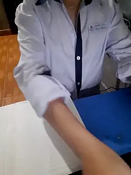 Snapshot of Zun_121 chatting on 11.25.25 Zun 121 online show from 11.25.25