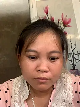 Snapshot of lan-xinh01 chatting on 10.05.25 lan-xinh01 online show from 10.05.25