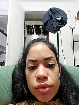 Snapshot of thaliacangri chatting on 10.01.25 thaliacangri online show from 10.01.25