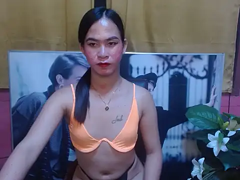 Snapshot of miss_katty28 chatting on 10.28.25 miss katty28 online show from 10.28.25