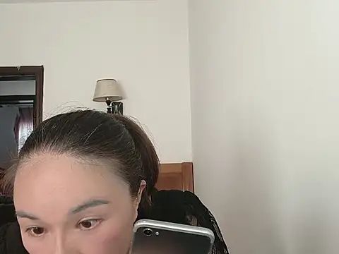 yueliang-166 online show from 10.15.25