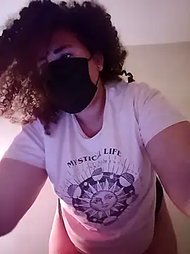 Snapshot of bbw_desire6 chatting on 11.07.25 bbw desire6 online show from 11.07.25