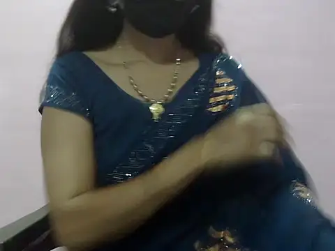 Snapshot of Laila_Cute chatting on 03.27.26 Laila Cute online show from 03.27.26