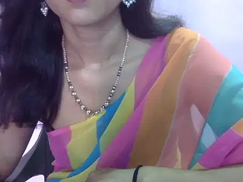 Snapshot of Laila_Cute chatting on 05.18.26 Laila Cute online show from 05.18.26