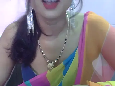 Snapshot of Laila_Cute chatting on 05.31.26 Laila Cute online show from 05.31.26
