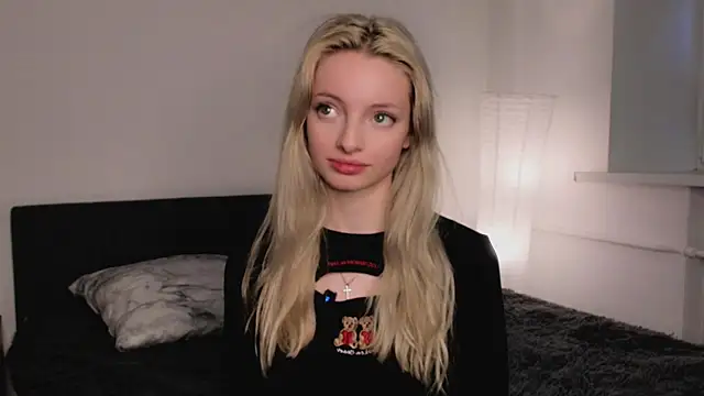 PocketDollX online show from 10.02.25