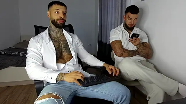 MasculineGuy99 online show from 11.05.25