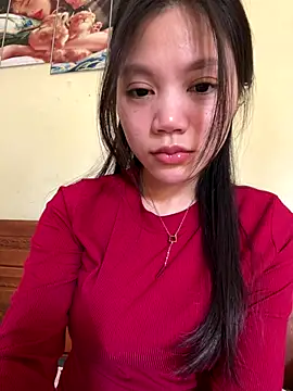 Snapshot of xonzon-ni chatting on 11.21.25 xonzon-ni online show from 11.21.25