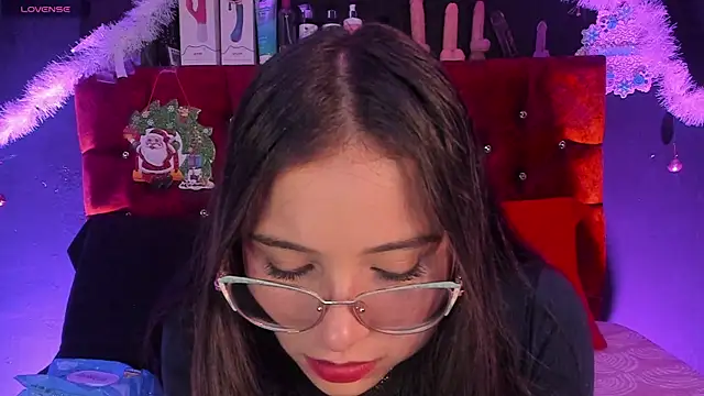 Snapshot of Cony_l chatting on 12.18.25 Cony l online show from 12.18.25