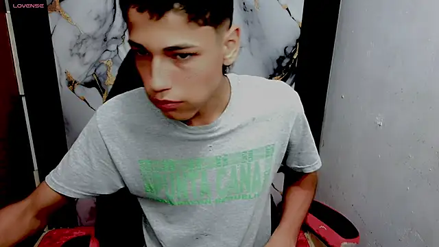 Im david02 online show from 02.02.26