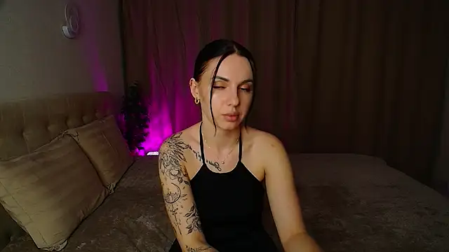 Poison inyour Mind   online show from 11.04.25