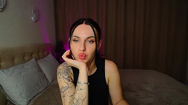 Poison inyour Mind   online show from 11.17.25