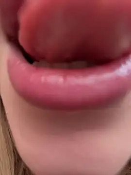 RollDolls online show from 11.01.25