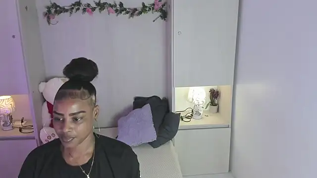 GigiMane online show from 10.07.25