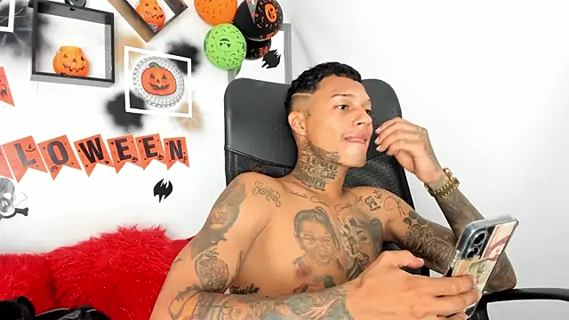 The boy dreams1 online show from 10.26.25