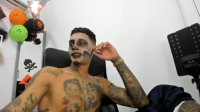 The boy dreams1 online show from 10.28.25