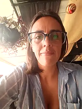 Jade 1-9 online show from 10.16.25