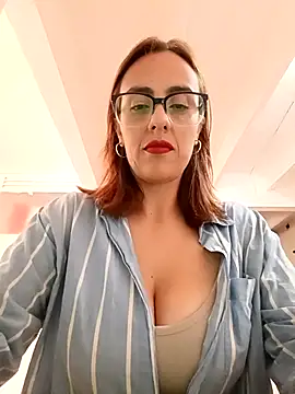 Snapshot of Jade_1-9 chatting on 02.05.26 Jade 1-9 online show from 02.05.26