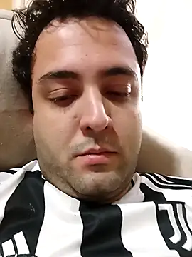 Snapshot of vitinhobb2 chatting on 11.04.25 vitinhobb2 online show from 11.04.25