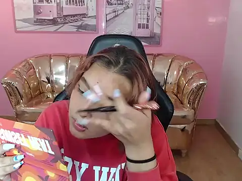 mia foster t online show from 10.16.25