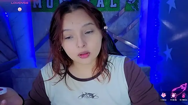 Snapshot of mia_foster_t chatting on 07.13.26 mia foster t online show from 07.13.26