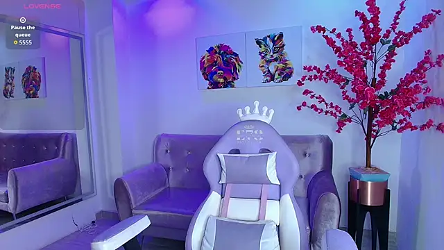 Summer miller online show from 10.24.25