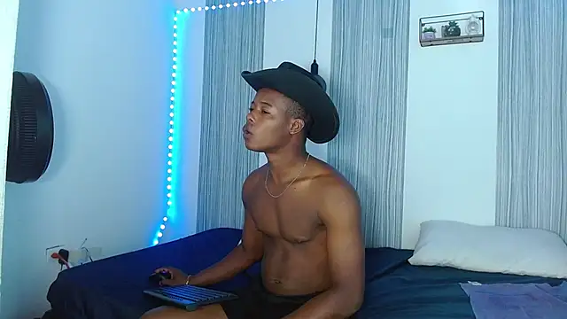 Dark stallionX online show from 10.31.25