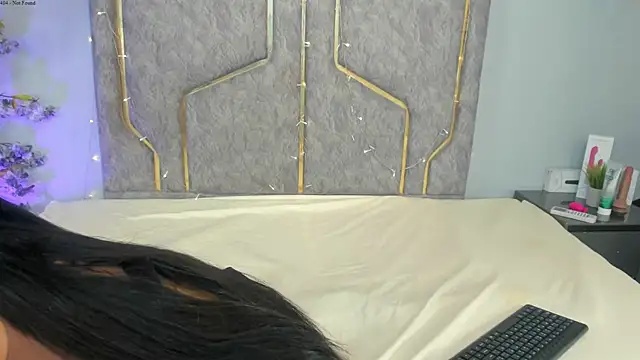 Nahomycarterr online show from 11.07.25