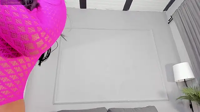 Nahomycarterr online show from 02.10.26