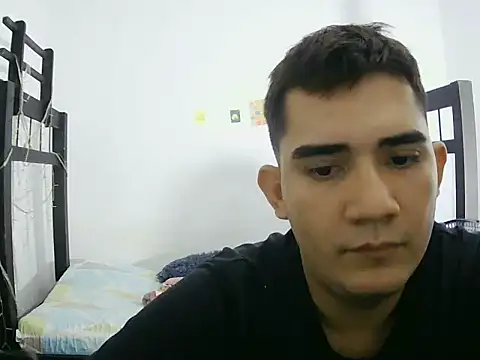 Snapshot of camilowhite_1 chatting on 10.08.25 camilowhite 1 online show from 10.08.25