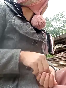  TranThao 05 online show from 12.16.25