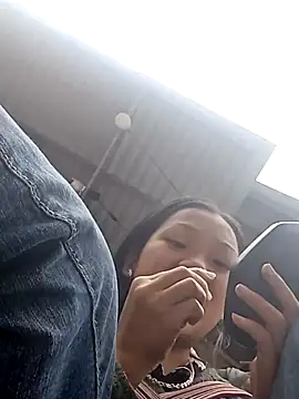  TranThao 05 online show from 12.17.25