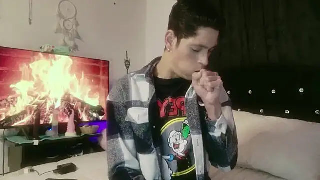 Tyler cat online show from 10.29.25