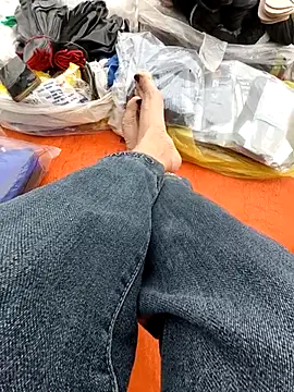 Lili 2love online show from 11.17.25