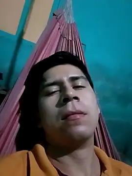 Travieso loco9 online show from 10.14.25