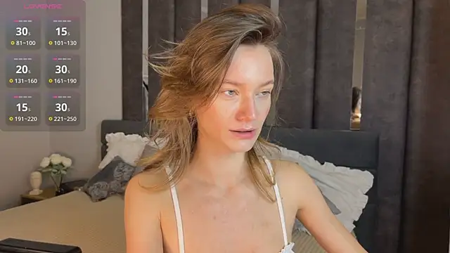 EvaToniz online show from 12.04.25