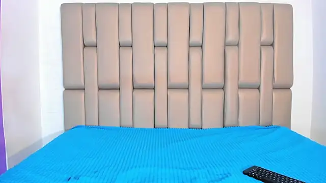 AlanaRosee   online show from 11.08.25