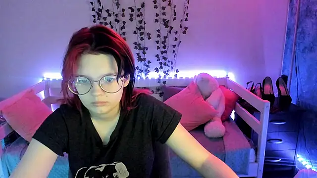 shy elina01 online show from 11.25.25