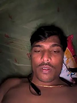 Snapshot of honestbbadboy chatting on 10.19.25 honestbbadboy online show from 10.19.25