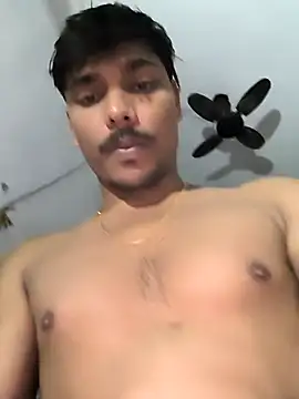 Snapshot of honestbbadboy chatting on 10.25.25 honestbbadboy online show from 10.25.25